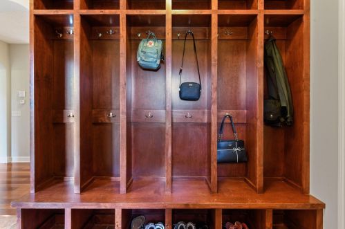 6585 Hillstrom Rd, Maple Plain MN 55359-8748 exterior