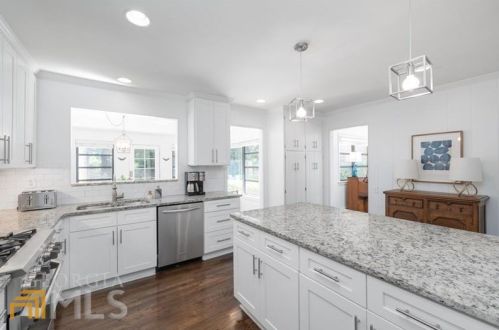 1630 Clifton Rd, Atlanta GA 30329-4019 exterior