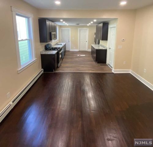 183 Isabella Ave, Irvington NJ  07111-2701 exterior