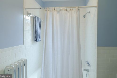 117 Peyton St, Alexandria VA 22314-2723 exterior