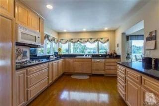 2482 Oakshore Dr, Thousand Oaks CA  91361-3416 exterior