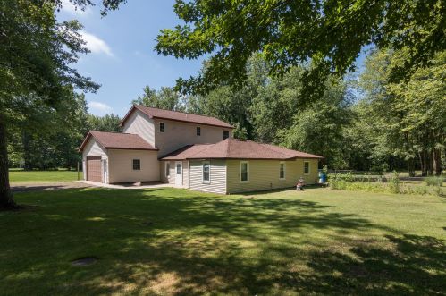 5555 2 St, Kalamazoo MI 49009-8576 exterior