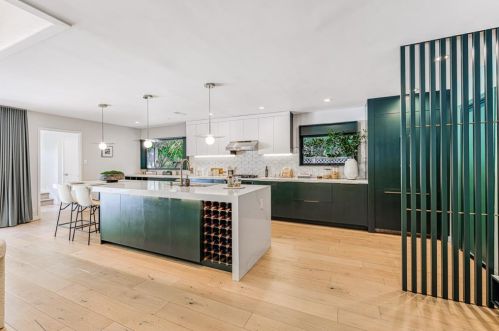 1349 Murchison Dr, Millbrae CA 94030-3025 exterior