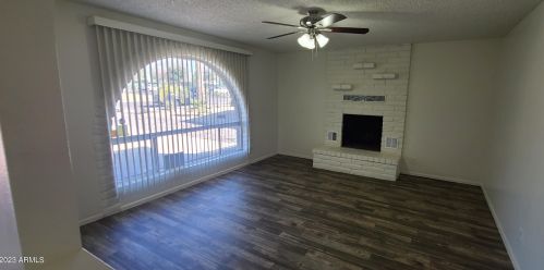 813 Cheryl Dr, Phoenix AZ 85028-4412 exterior