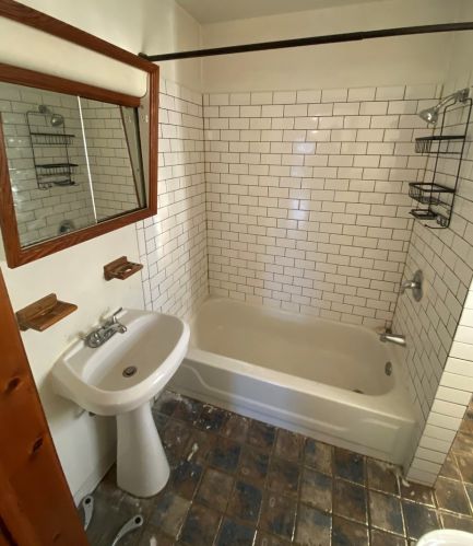 2854 Belden Ave, Chicago IL 60647-2917 exterior