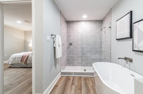 1808 22nd Ave, Tampa FL 33605-1918 exterior