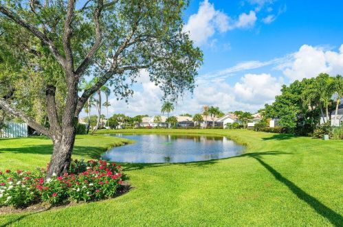 17370 Via Capri, Boca Raton FL 33496-2427 exterior