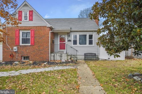 610 Glenview Ave, Glen Burnie, MD 21061-3312