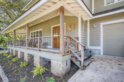 2907 Edgewater Dr, Austin TX  78733-1016 exterior