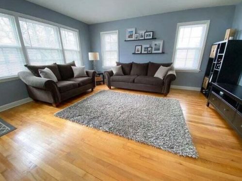 130 Henry Clay St, Milwaukee WI  53217-5518 exterior