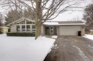 2459 Fairgrove St, Kalamazoo, MI 49009-1804