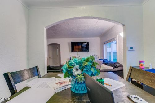 528 Creston St, Meskegon MI 49442-2262 exterior