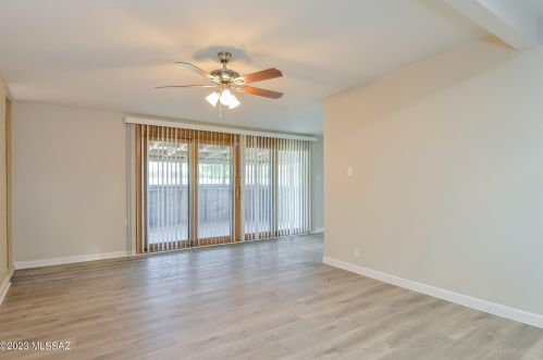 1549 Turquoise Vis, Tucson AZ  85710-5532 exterior