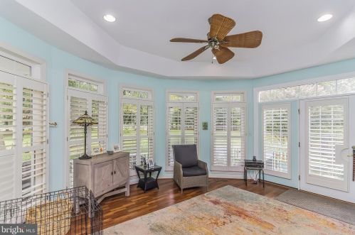 13606 Mt Prospect Dr, Rockville MD 20850-3510 exterior