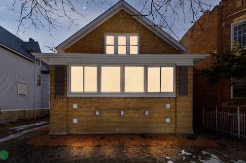 8750 Throop St, Chicago, IL 60620-3433