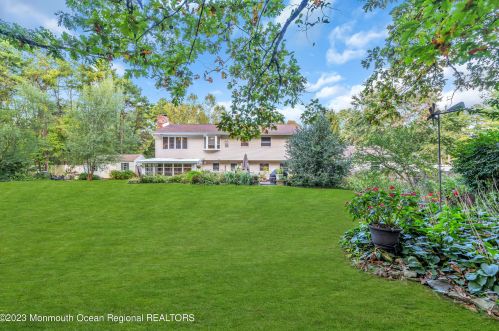 442 Frank Applegate Rd, Jackson Twp NJ 08527-2454 exterior