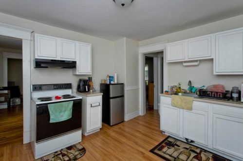 165 Maynard St, Springfield MA  01109-4401 exterior