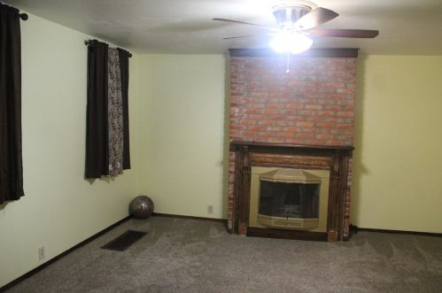 112 Frederick St, Pittsburgh, PA 15209-2218