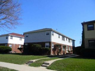 4025 Morgan Ave, Milwaukee WI  53221-1089 exterior