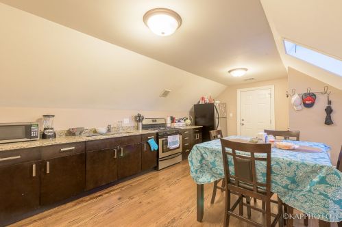 5451 Schubert Ave, Chicago IL 60614-1247 exterior