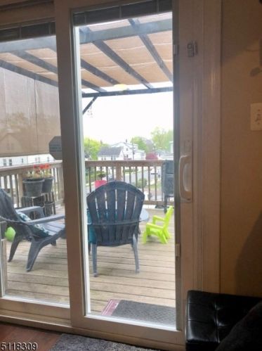 110 Mt Pleasant Ave, Town Center NJ 07052-4843 exterior