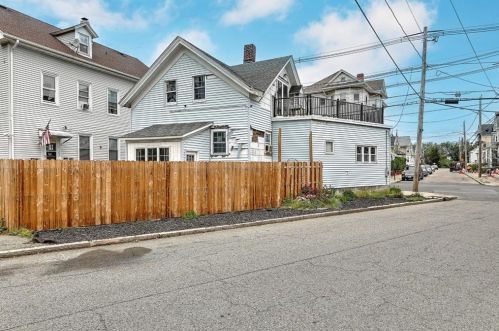 252 Admiral St, Providence RI 02908-1350 exterior