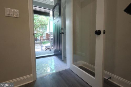 2525 Cumberland St, Philadelphia PA  19125-3100 exterior