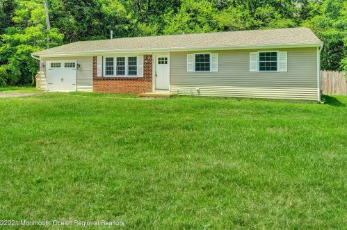 39 Sloop Creek Rd, Berkeley Township, NJ 08721-2017