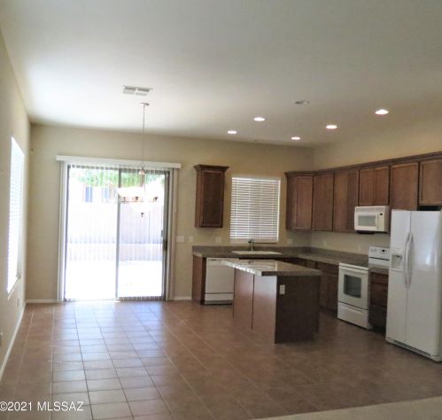 1174 Doolan Dr, Tucson AZ  85755-8516 exterior