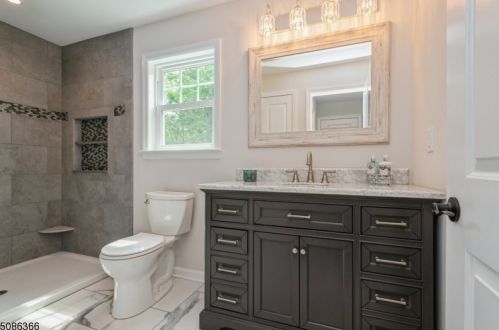 717 Kline Pl, Bridgewater NJ  08807-3134 exterior