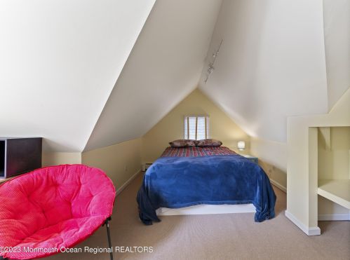 802 Clark St, Point Pleasant Beach NJ 08742-2326 exterior