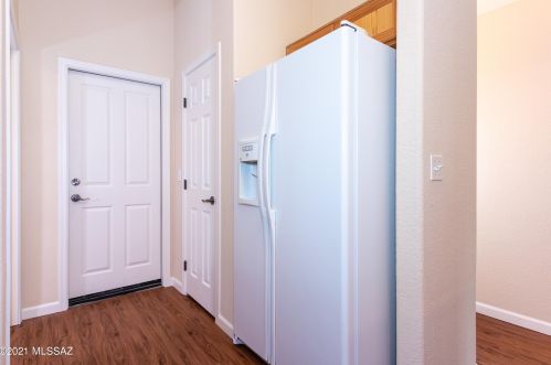 9558 Marsh Wren Pl, Tucson AZ 85742-8455 exterior