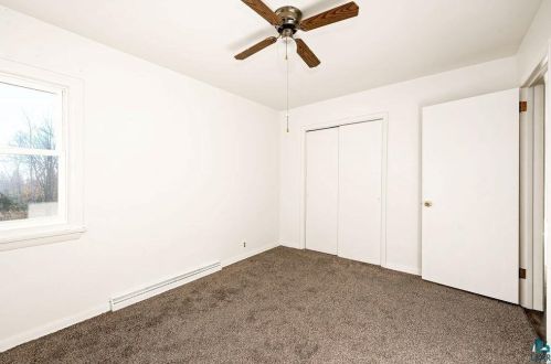 4825 Oakley St, Duluth MN 55804-1235 exterior