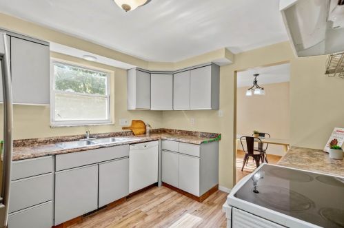 1492 Prospect Rd, Pittsburgh PA 15227-3733 exterior