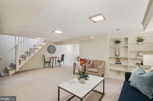 3373 Runnymede Pl, Washington DC 20015-2415 exterior