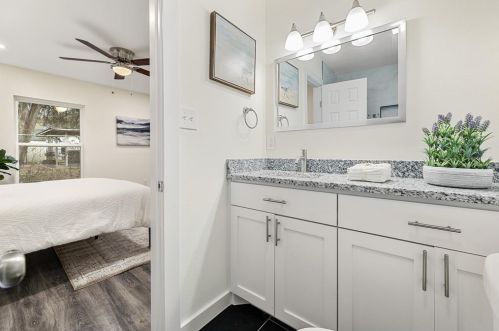 2850 Fls Dr, Dallas TX 75211-9008 exterior