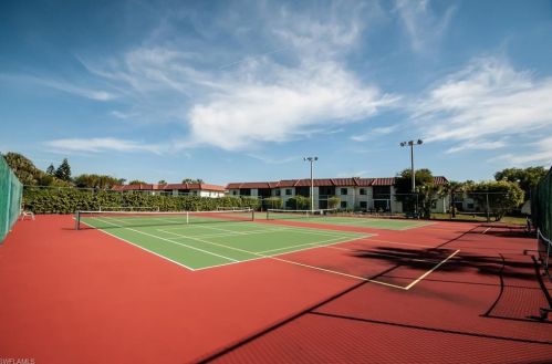 4372 27th Ct, Naples FL 34116-7908 exterior