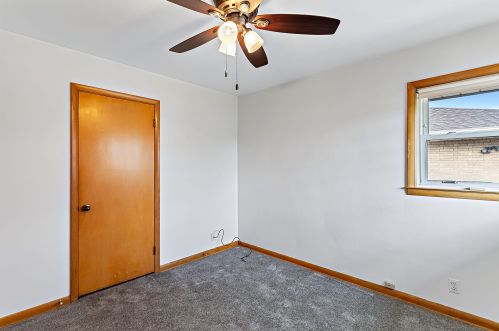 4460 65th St, Milwaukee WI  53220-3420 exterior