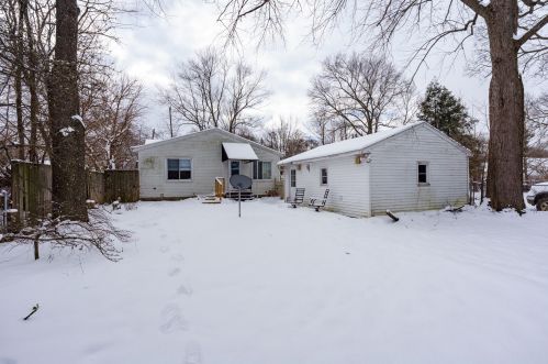 5513 Comstock Ave, Kalamazoo MI 49048-3405 exterior