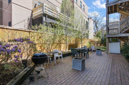 504 Wisconsin St, Chicago IL 60614-5232 exterior