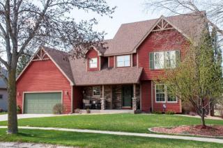 2933 Stonegate Ct, Rochester MN  55902-4252 exterior