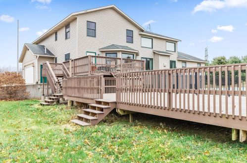 2730 60 St, Fennville MI 49408-9414 exterior