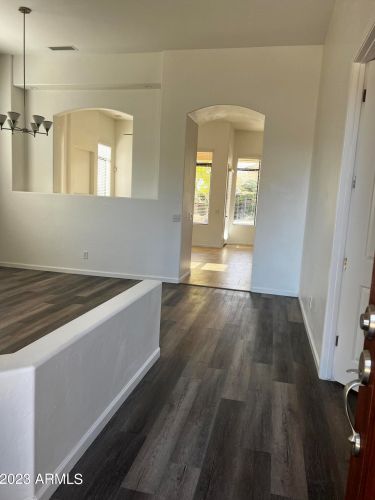 22416 49th Pl, Phoenix AZ  85054-7100 exterior