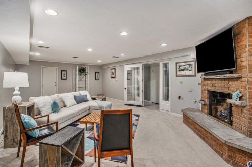 2804 Bronson Blvd, Kalamazoo MI  49008-2360 exterior