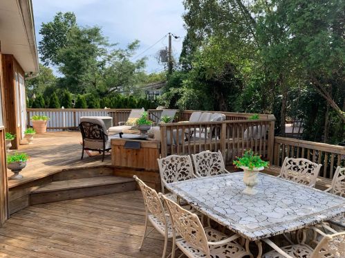 58 Vly Grn Dr, Valley Stream NY 11581-3635 exterior