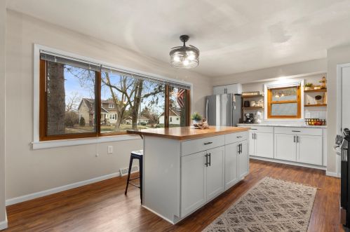 730 53rd St, Milwaukee WI  53208-3019 exterior