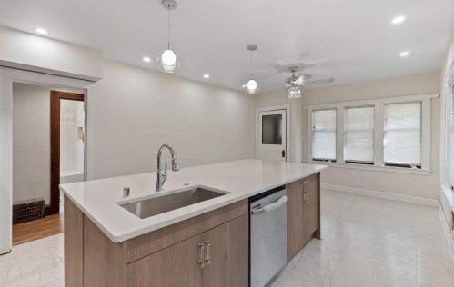 3907 14th St, Milwaukee WI  53206-2906 exterior