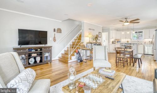 113 Taylor Run Pkwy, Alexandria VA  22314-4978 exterior