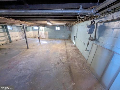 25 Euclid Ave, Camden NJ 08103-2938 exterior