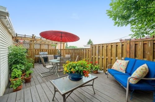 5301 Ravenswood Ave, Chicago IL  60640-2072 exterior